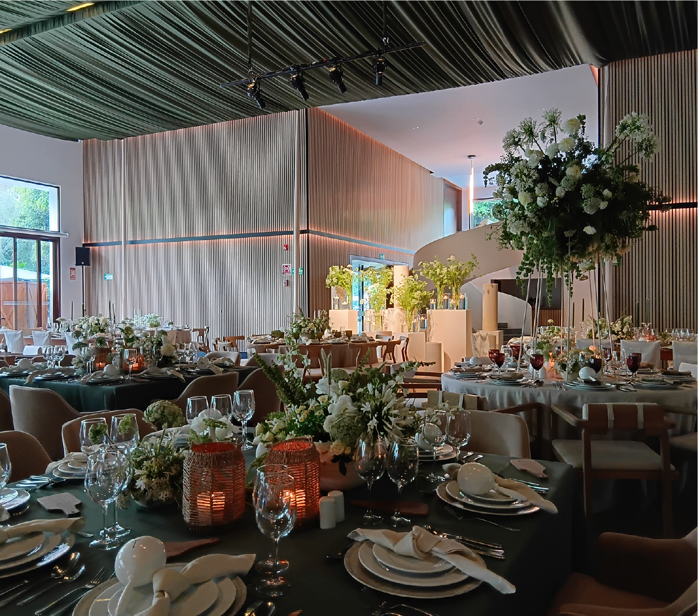Salón-de-fiestas-decorado